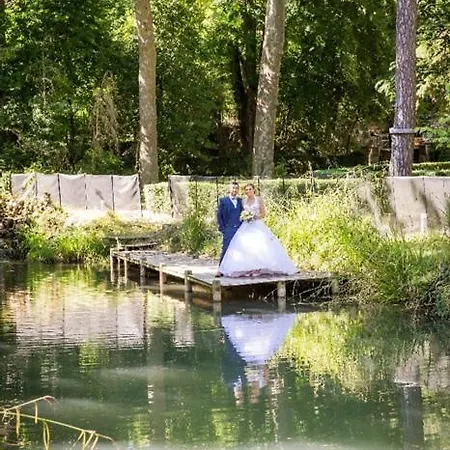 Domaine De Saint Charles Les Plans (Herault)