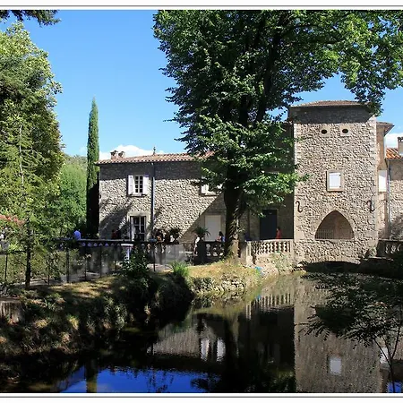 Domaine De Saint Charles Les Plans (Herault)