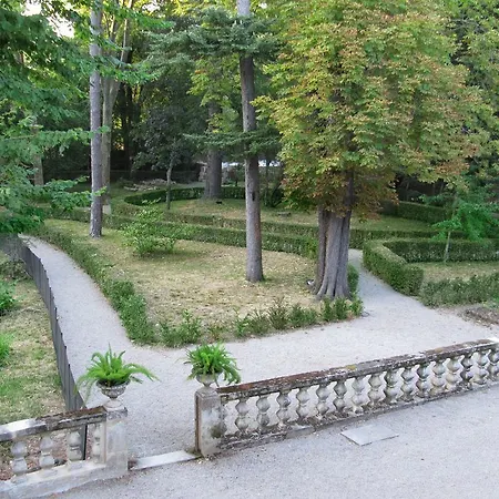 Domaine De Saint Charles Gasthuis Les Plans (Herault)