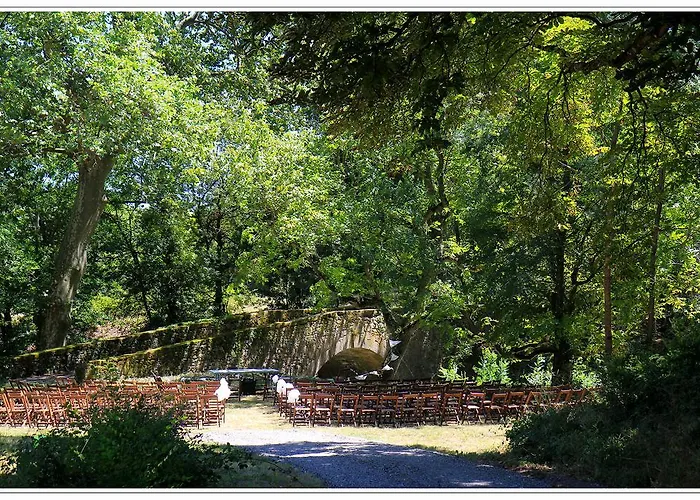 Domaine De Saint Charles Penzion Les Plans (Herault)